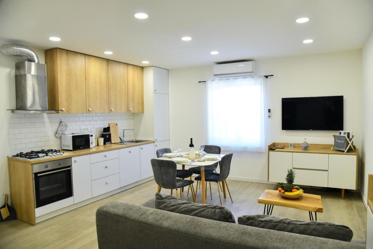 Apartment Maris ซินย์ ภายนอก รูปภาพ