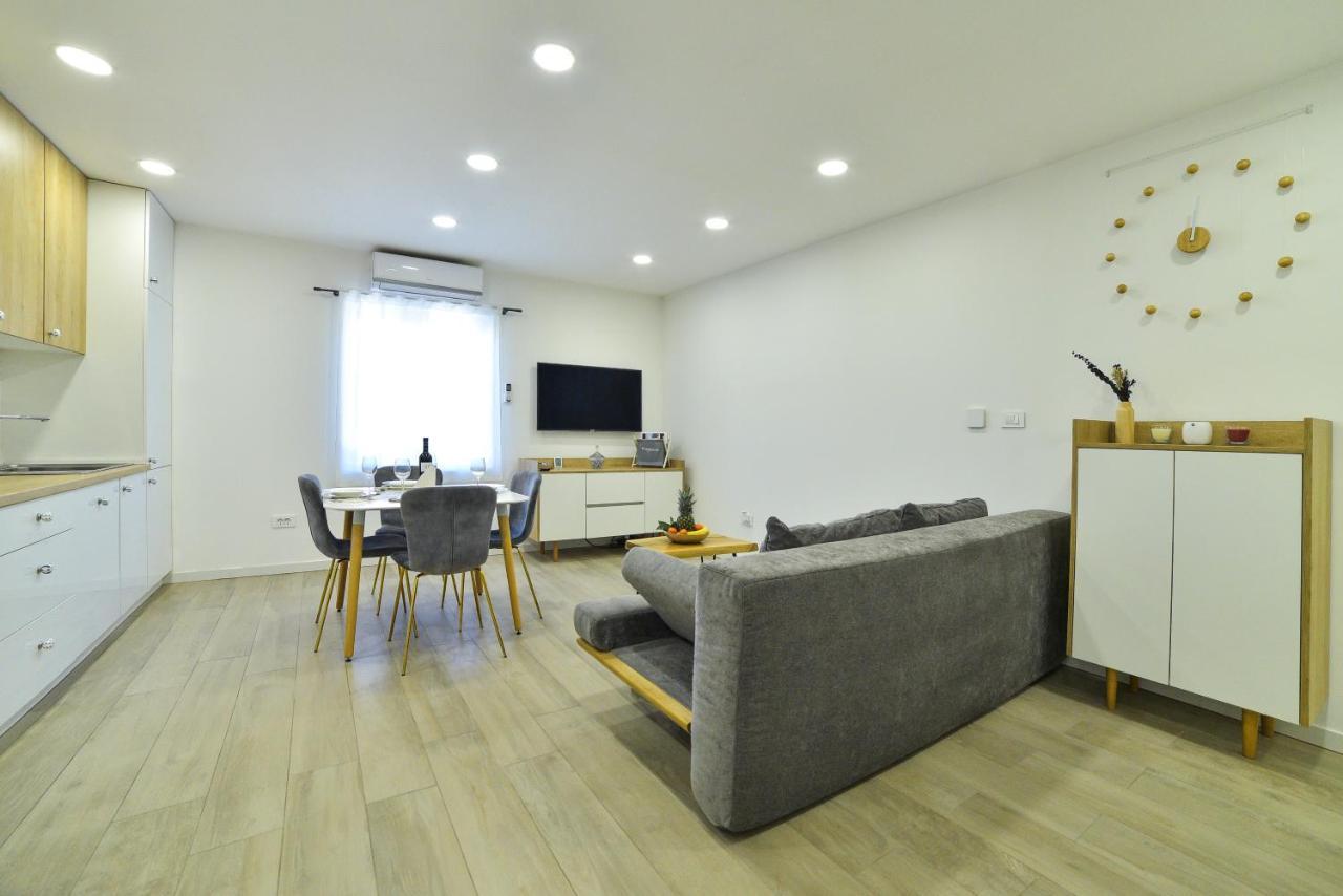 Apartment Maris ซินย์ ภายนอก รูปภาพ